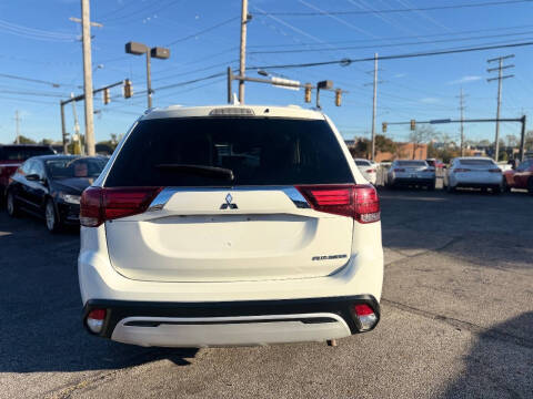 2020 Mitsubishi Outlander SEL