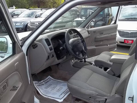 2001 Nissan Frontier SE Desert Runner