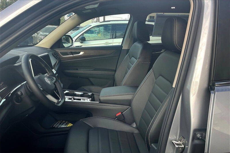 2025 Volkswagen Atlas SEL 4Motion