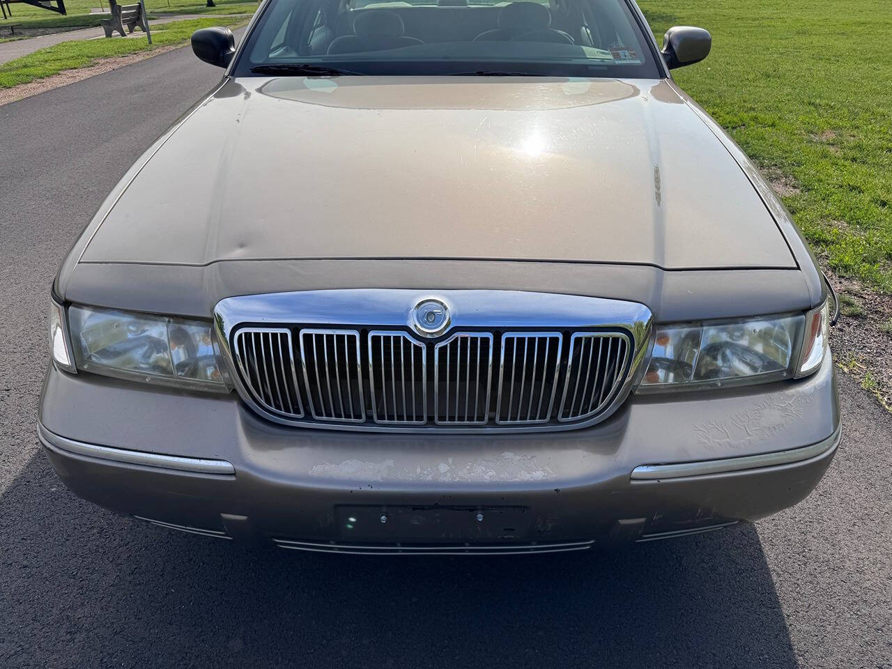 2002 Mercury Grand Marquis 10