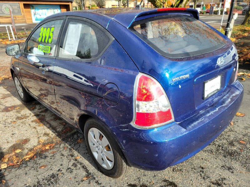 2010 Hyundai Accent Blue