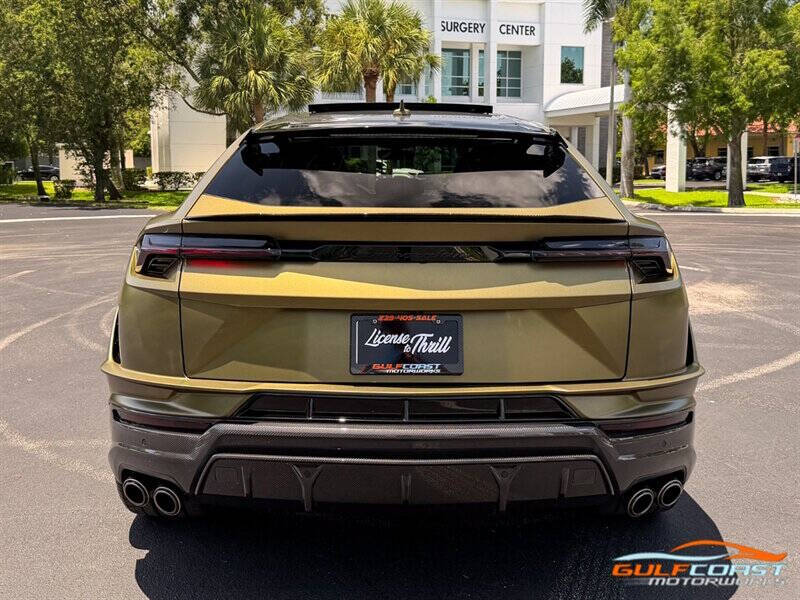 2024 Lamborghini Urus Performante