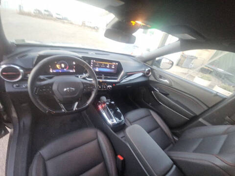 2024 Chevrolet Trax RS