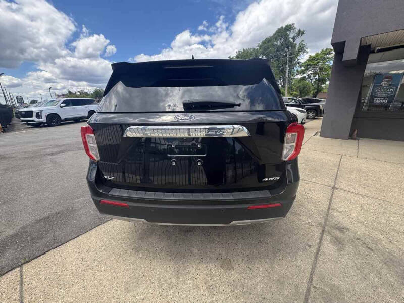 2024 Ford Explorer XLT