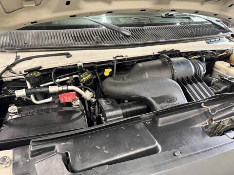 2011 Ford E-Series E-350 SD
