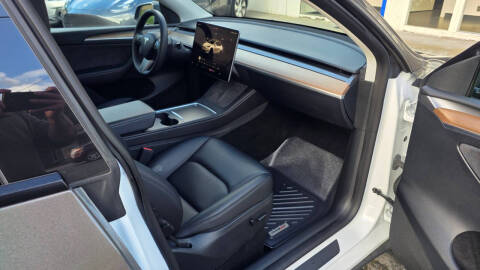 2023 Tesla Model Y Performance