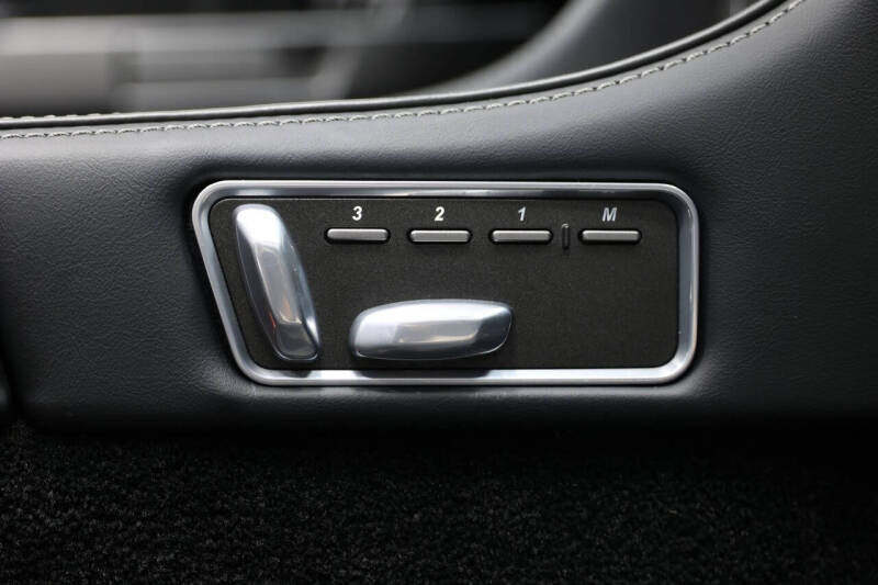 2012 Aston Martin Virage Volante