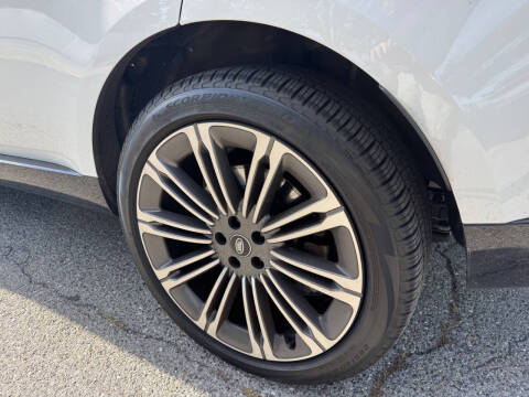 2023 Land Rover Range Rover P530 SE