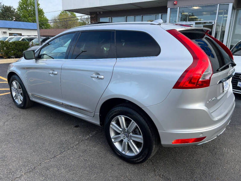 2016 Volvo XC60 T5 Platinum