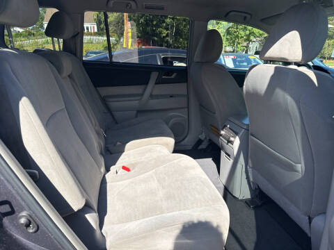 2013 Toyota Highlander Plus