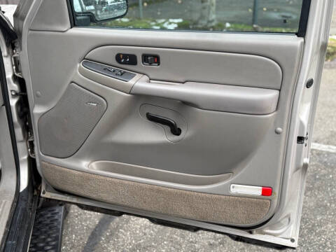 2005 Chevrolet Avalanche 2500 LT