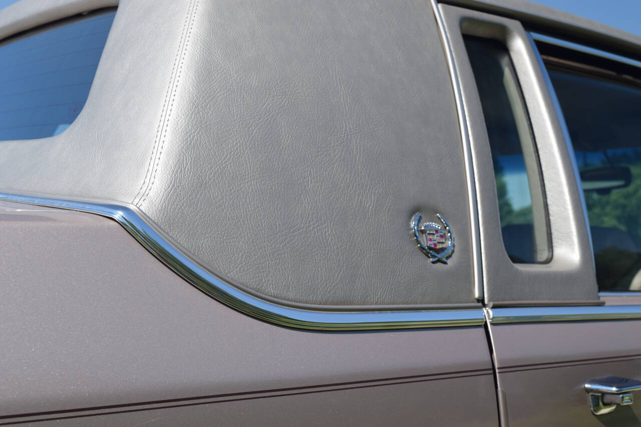1991 Cadillac Brougham 72