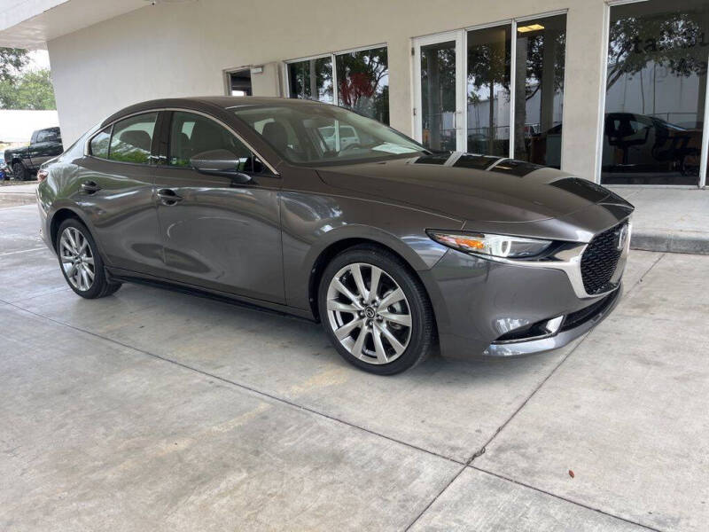 Used 2021 Mazda Mazda3 Premium with VIN 3MZBPADL2MM200716 for sale in Davie, FL