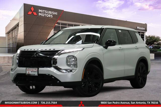 2026 Mitsubishi Outlander LE