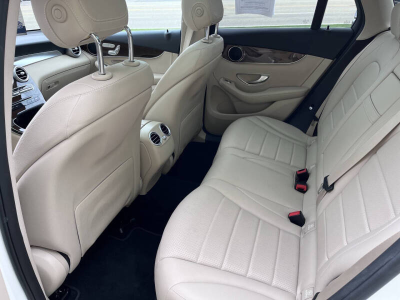 2017 Mercedes-Benz GLC GLC 300 4MATIC