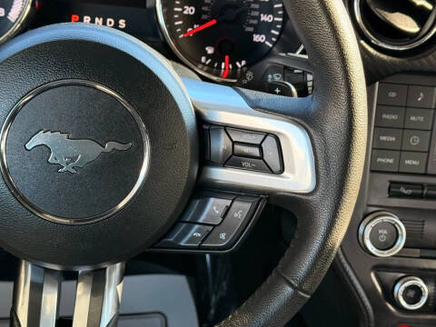 2015 Ford Mustang V6
