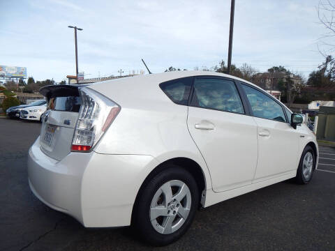 2011 Toyota Prius Two