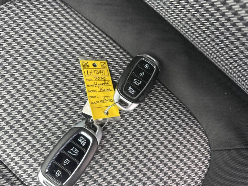 2020 Hyundai Kona SEL Plus