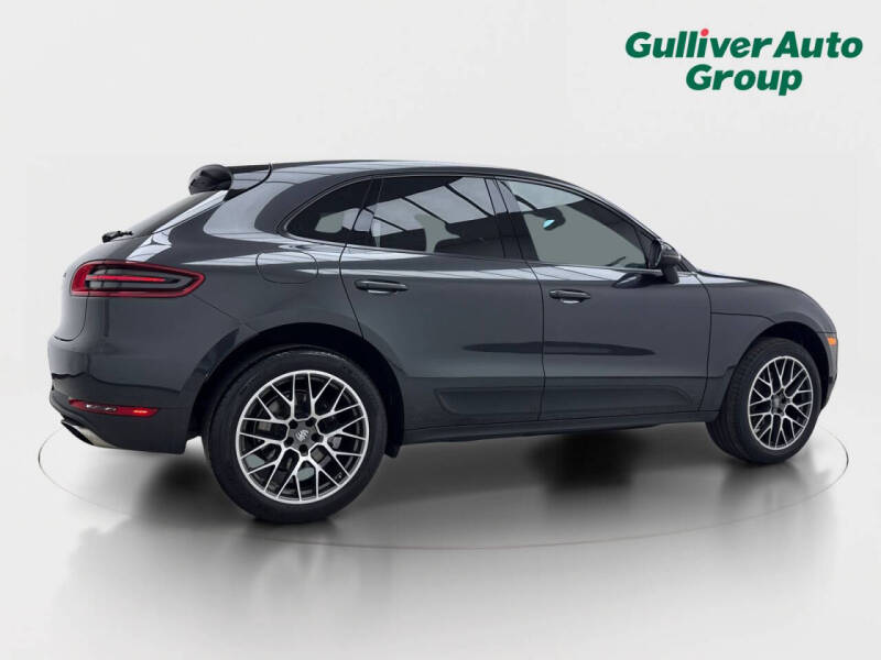 2018 Porsche Macan