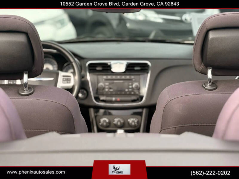 2014 Chrysler 200 Touring