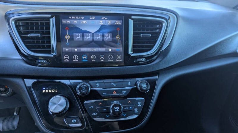 2018 Chrysler Pacifica Touring Plus