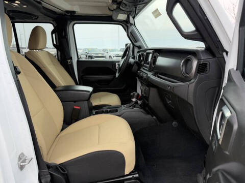 2023 Jeep Gladiator Sport S