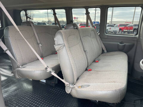 2017 Chevrolet Express LT 3500