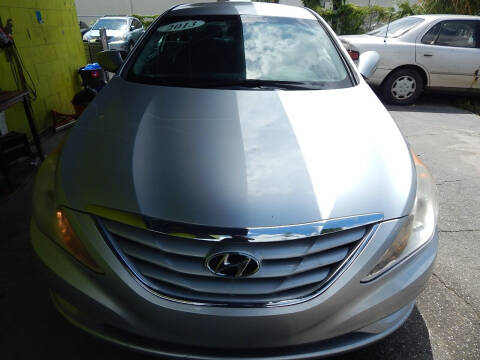 2013 Hyundai Sonata for sale at Auto Outlet of Sarasota in Sarasota FL