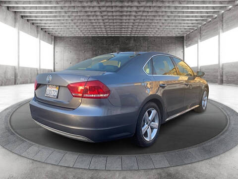 2012 Volkswagen Passat