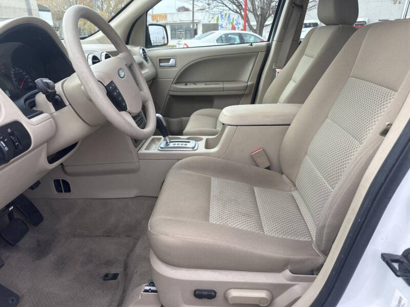 2006 Ford Freestyle SE