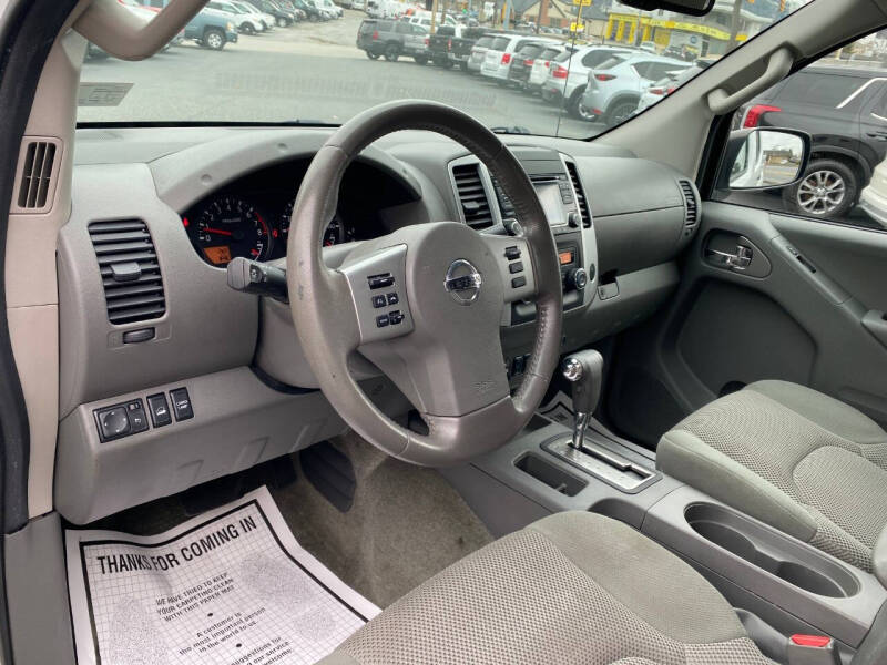 2016 Nissan Frontier SV