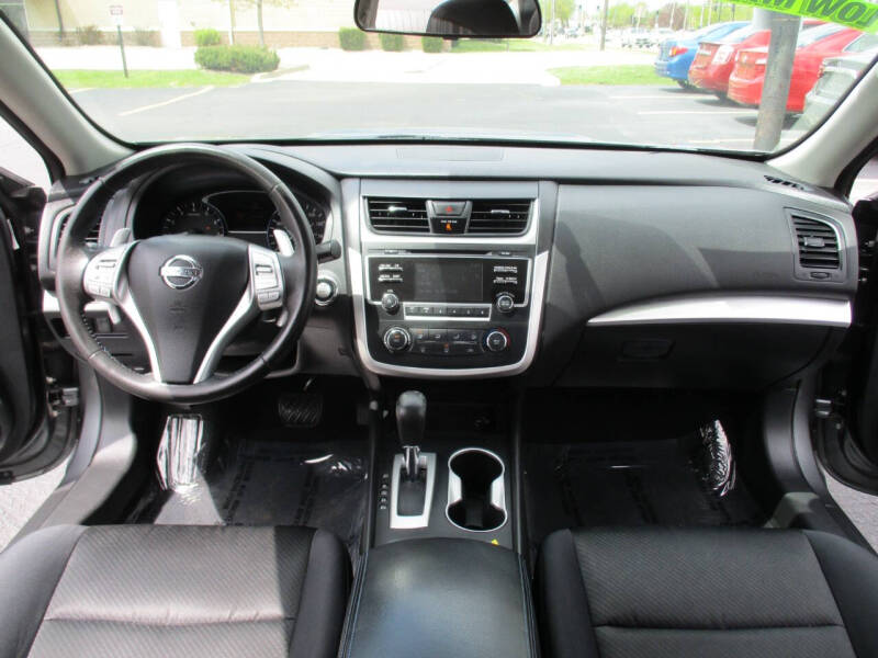 2016 Nissan Altima 2.5 SR
