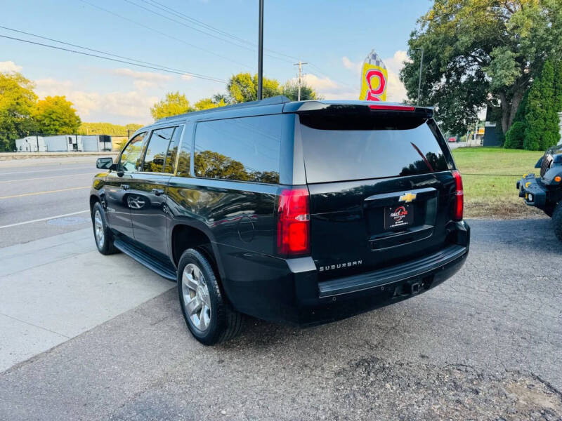 2016 Chevrolet Suburban LT
