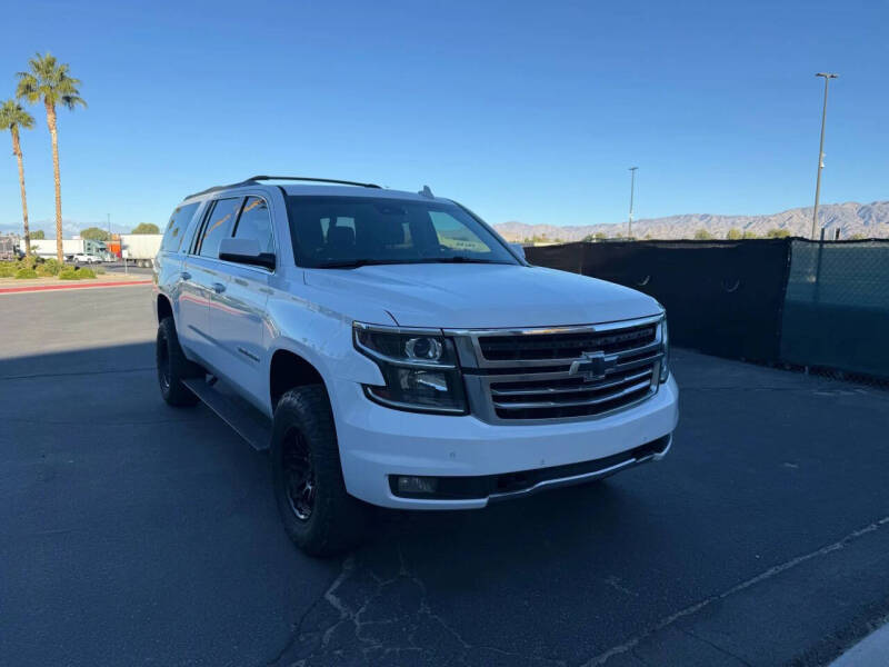 2016 Chevrolet Suburban LT's photo