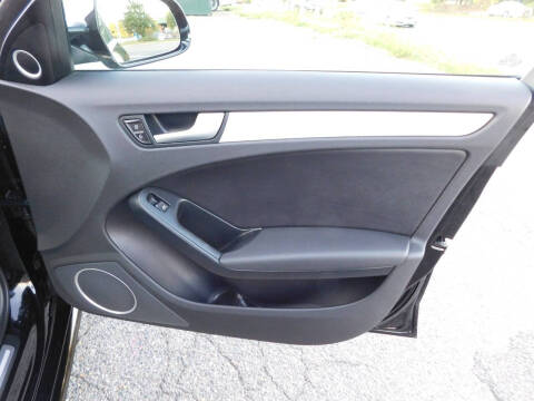 2012 Audi A4 2.0T quattro Premium Plus