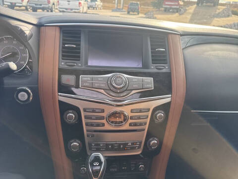 2019 Infiniti QX80 Luxe
