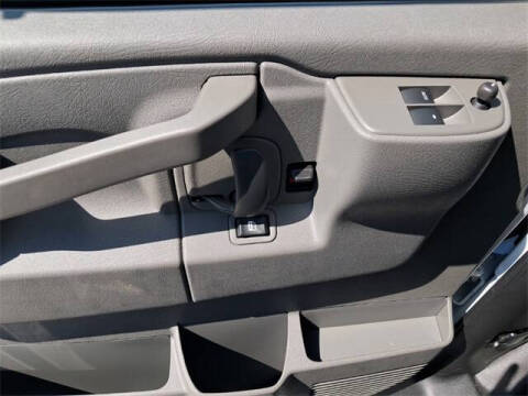 2025 Chevrolet Express 2500