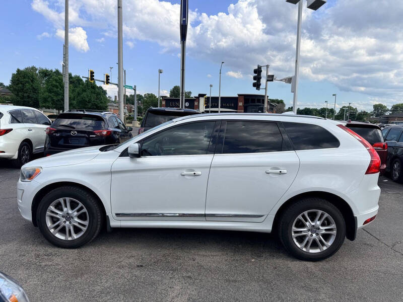 2016 Volvo XC60 T5 Drive-E Platinum