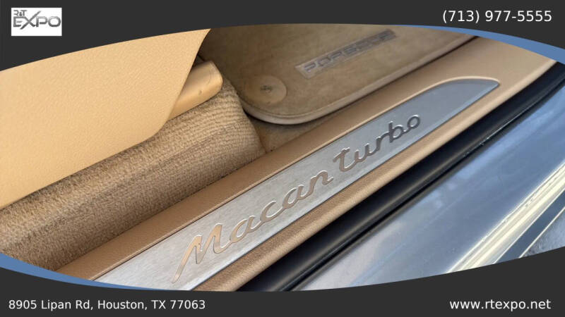 2015 Porsche Macan Turbo