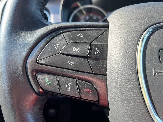 2017 Dodge Charger SE