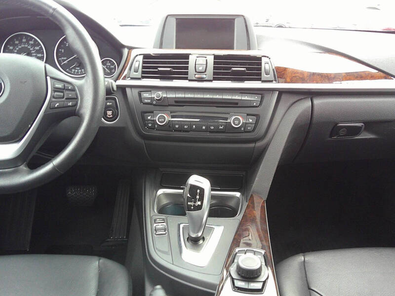 2015 BMW 3 Series 328i xDrive