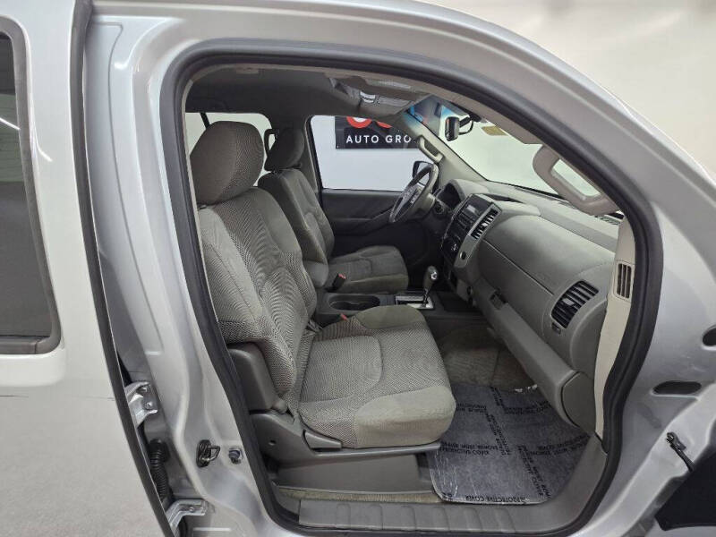 2012 Nissan Frontier S