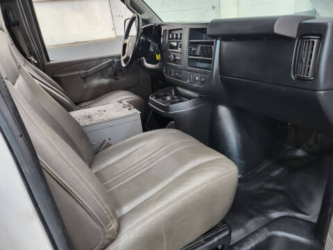 2018 Chevrolet Express 3500
