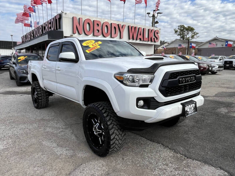 2016 Toyota Tacoma TRD Sport
