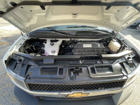 2025 Chevrolet Express 2500