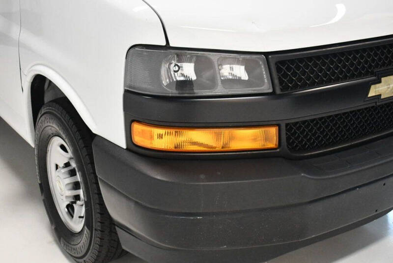 2021 Chevrolet Express 2500