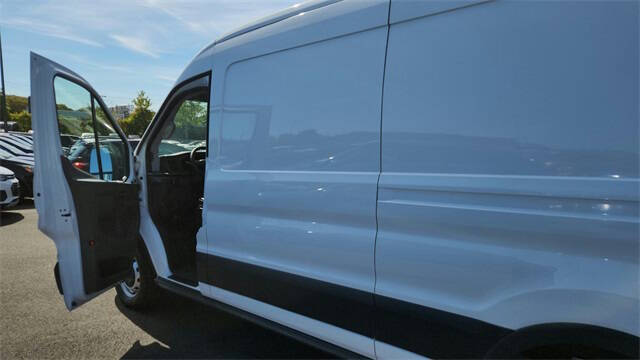 2024 Ford Transit 250