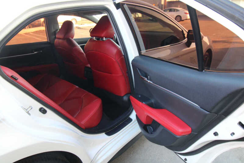 2020 Toyota Camry XSE