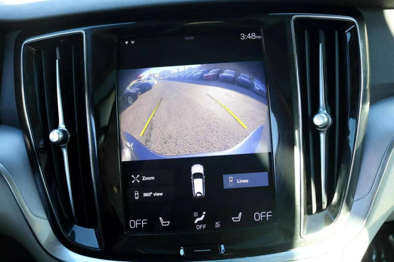 2020 Volvo V60 T5 Momentum