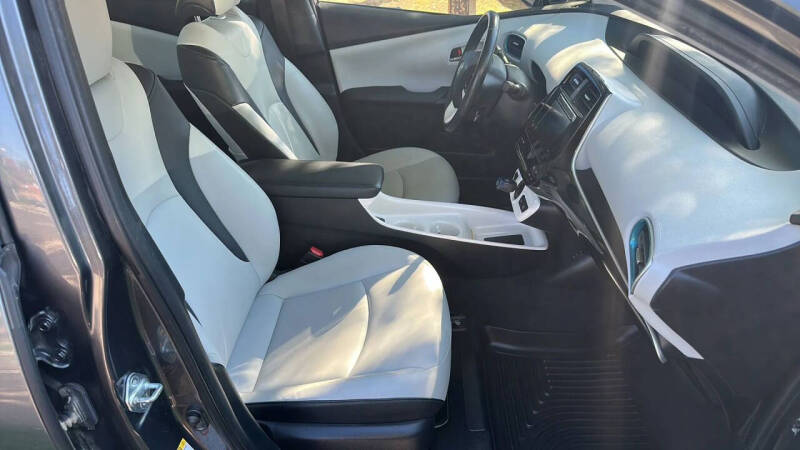 2017 Toyota Prius